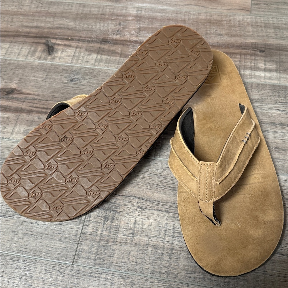 Reef Men's Brown Sandals - Picture 2 of 2